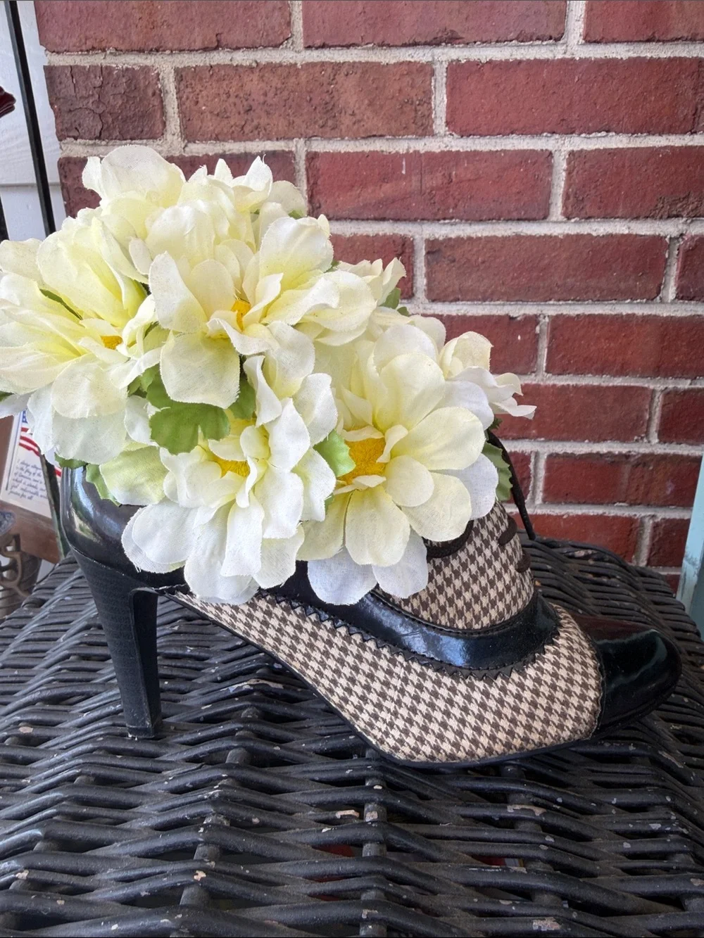 Floral Arrangement in Houndstooth Lace-Up Heeled Shoe